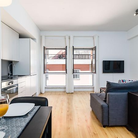 Go Native Lisbon - Principe Real Apartment Екстериор снимка