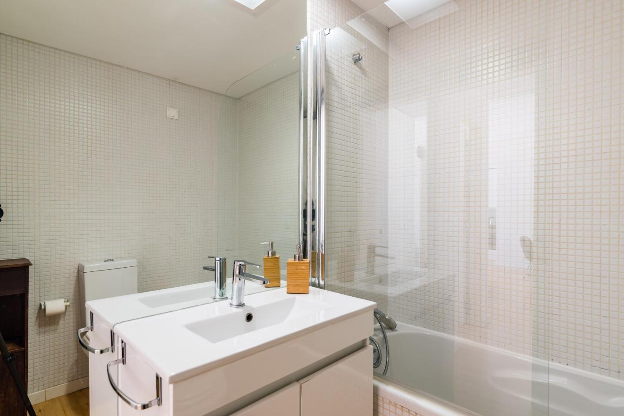 Go Native Lisbon - Principe Real Apartment Екстериор снимка