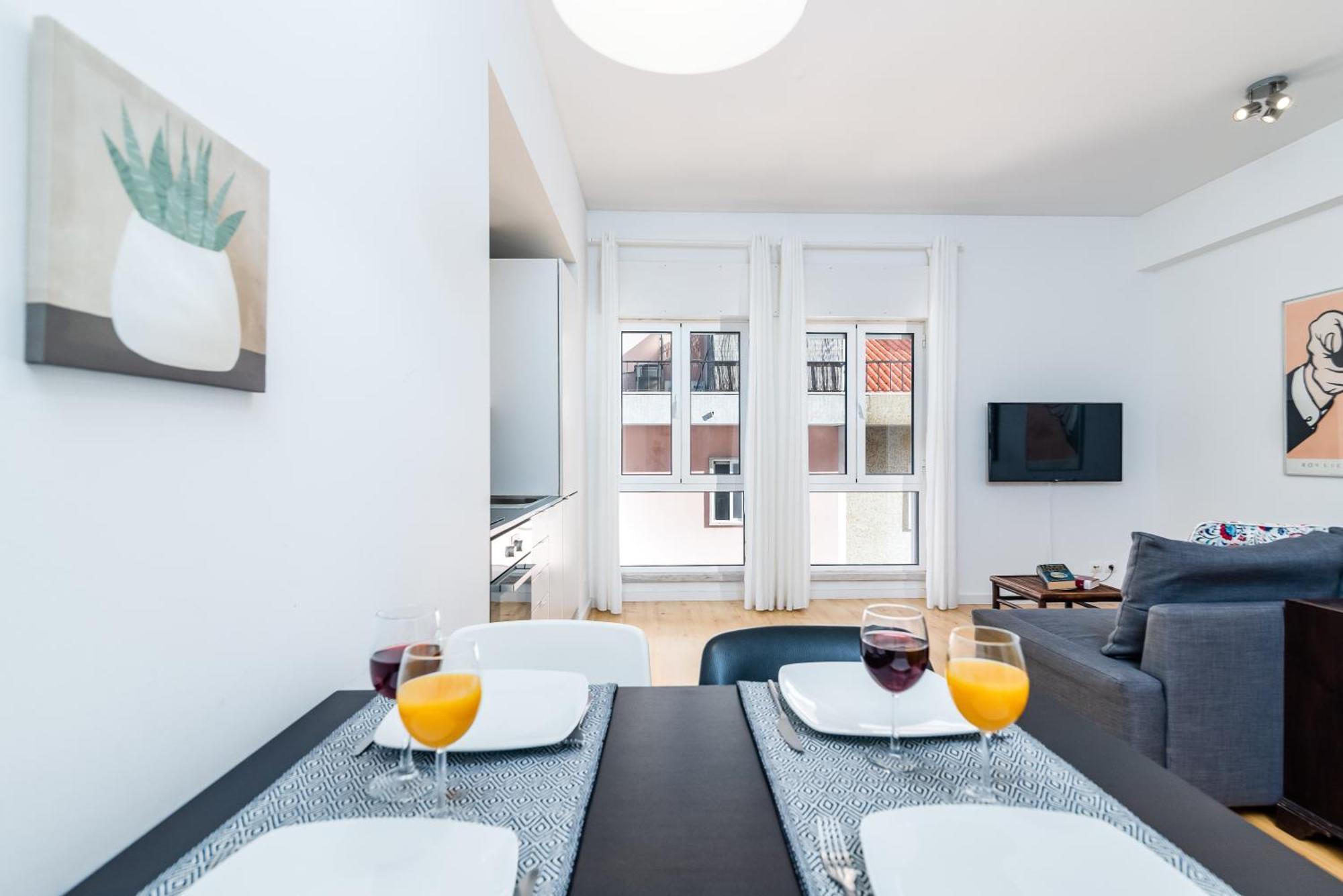 Go Native Lisbon - Principe Real Apartment Екстериор снимка